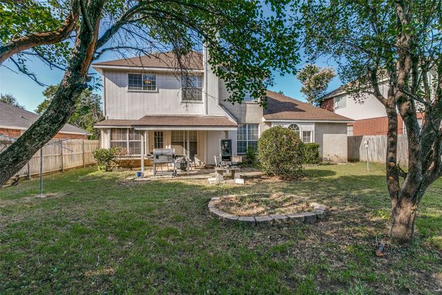 3004 Forest Creek Drive, Fort Worth, TX 76123