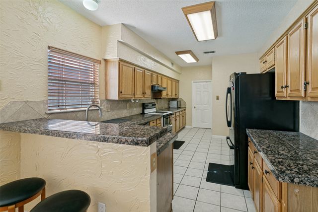 3004 Forest Creek Drive, Fort Worth, TX 76123