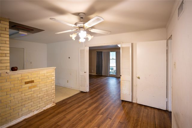 11332 Lanewood Circle, Dallas, TX 75218