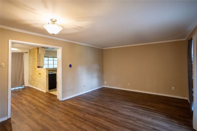 11332 Lanewood Circle, Dallas, TX 75218