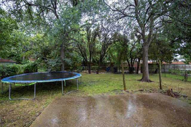 11332 Lanewood Circle, Dallas, TX 75218