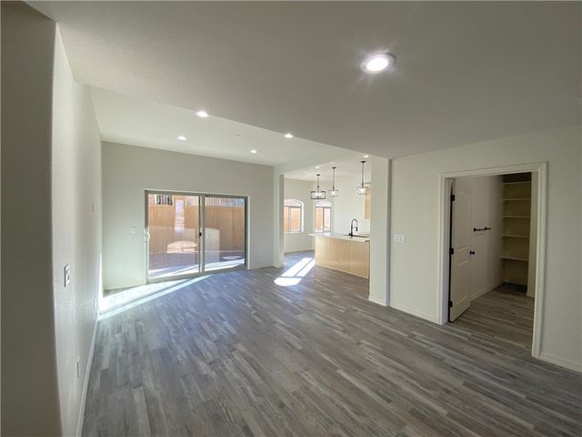 890 Florence Avenue 104, Bullhead City, AZ 86429