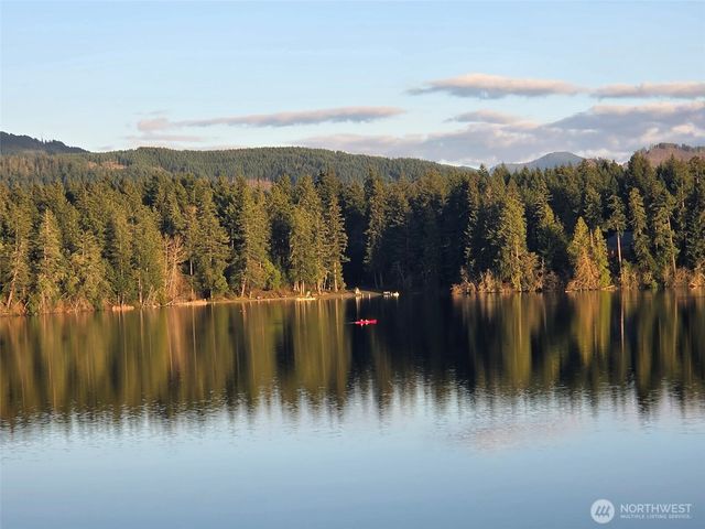 22439 Vale Court SE, Yelm, WA 98597