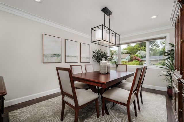 5249 Adelaide Way, Carmichael, CA 95608