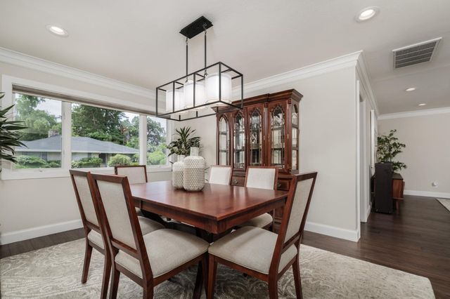 5249 Adelaide Way, Carmichael, CA 95608