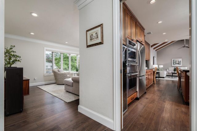 5249 Adelaide Way, Carmichael, CA 95608