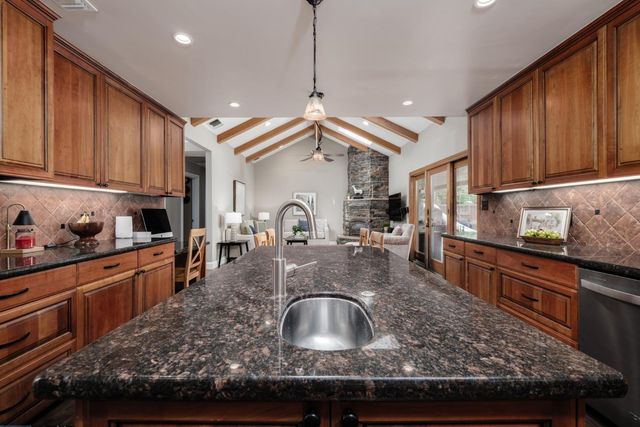 5249 Adelaide Way, Carmichael, CA 95608