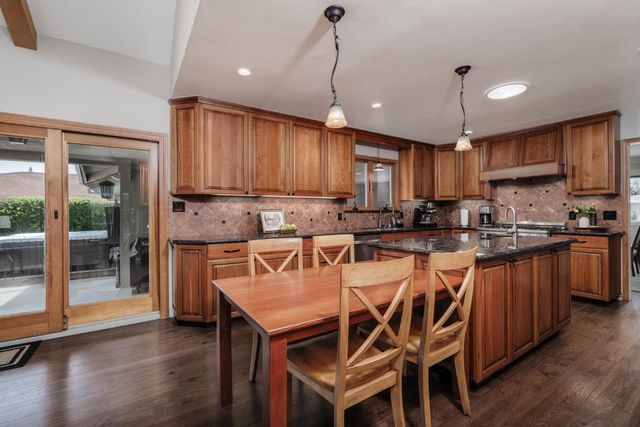 5249 Adelaide Way, Carmichael, CA 95608