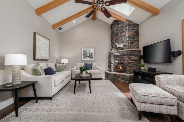 5249 Adelaide Way, Carmichael, CA 95608