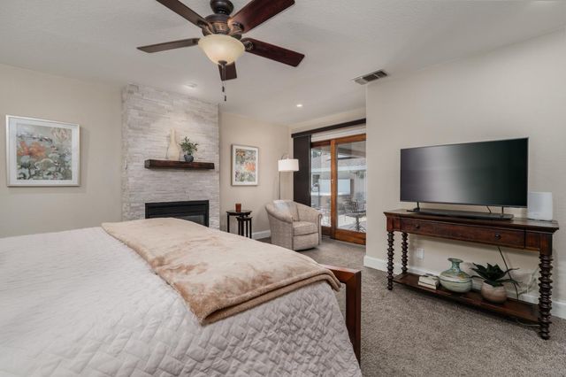 5249 Adelaide Way, Carmichael, CA 95608