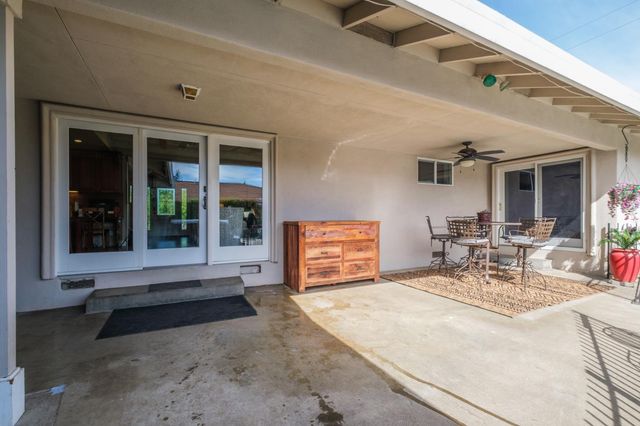 5249 Adelaide Way, Carmichael, CA 95608