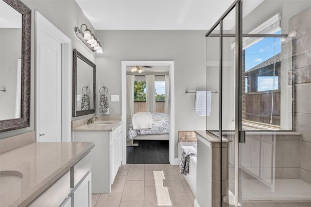 925 Spring Falls Drive, Mckinney, TX 75071