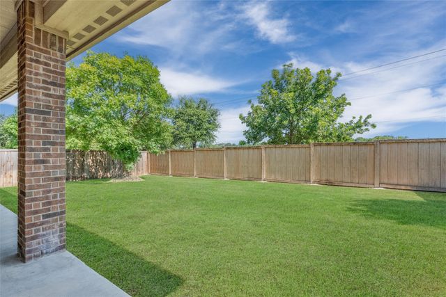 925 Spring Falls Drive, Mckinney, TX 75071