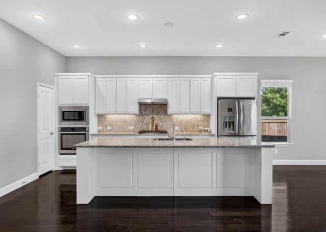 925 Spring Falls Drive, Mckinney, TX 75071