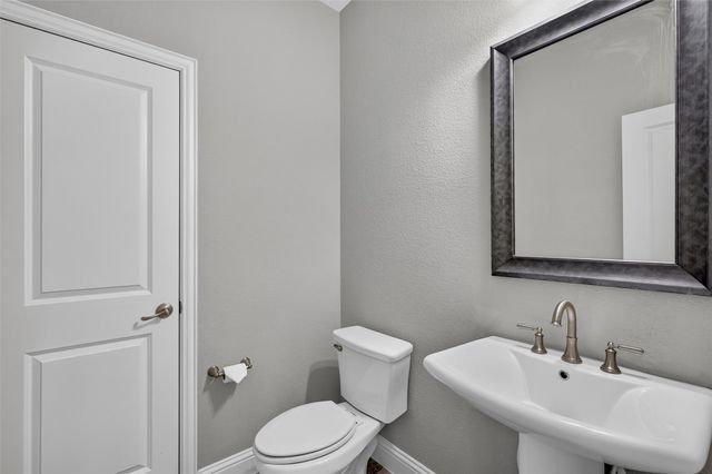 925 Spring Falls Drive, Mckinney, TX 75071