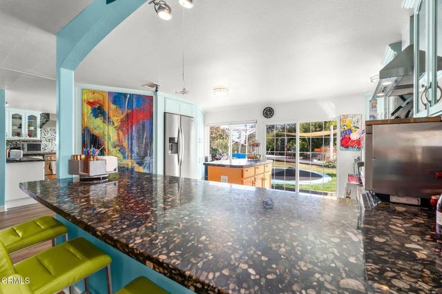 6994 Swan Street, Ventura, CA 93003