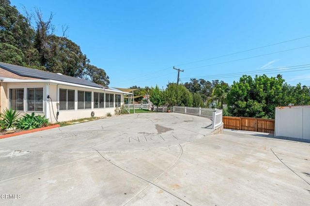 6994 Swan Street, Ventura, CA 93003