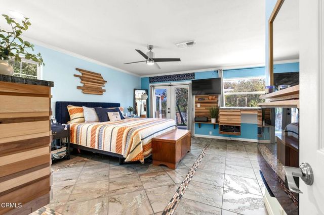6994 Swan Street, Ventura, CA 93003