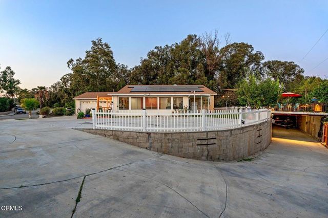 6994 Swan Street, Ventura, CA 93003