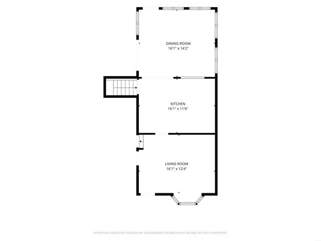 1921 Carriage Hill Drive, Waterloo, IA 50701