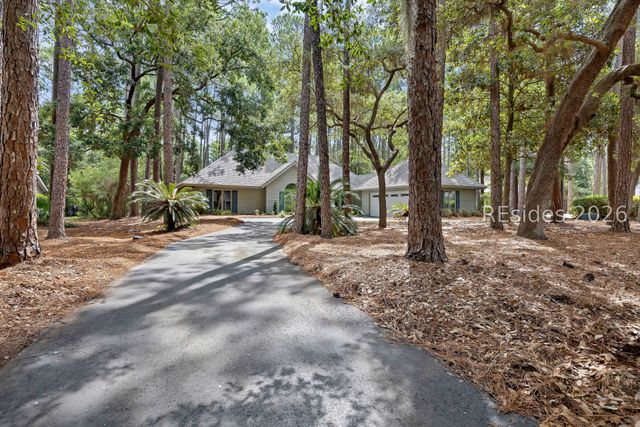 9 Water Thrush Pl, Hilton Head Island, SC 29926