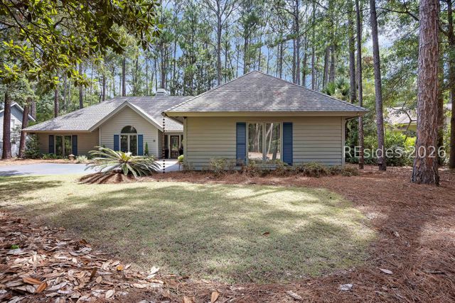 9 Water Thrush Pl, Hilton Head Island, SC 29926
