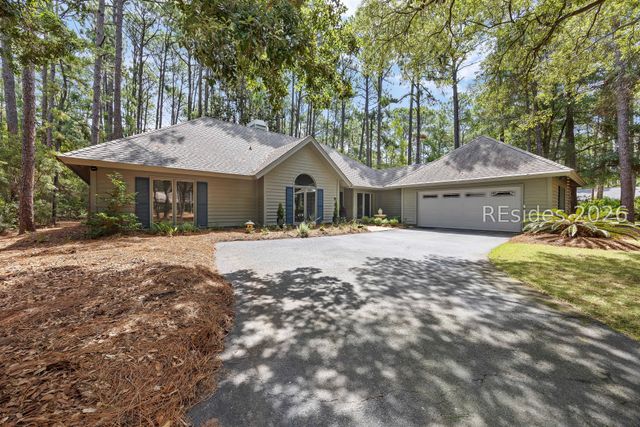 9 Water Thrush Pl, Hilton Head Island, SC 29926