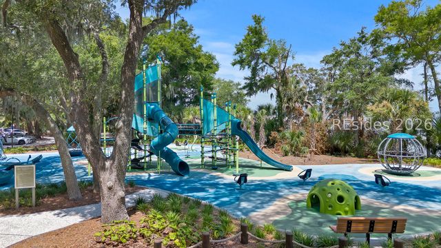 9 Water Thrush Pl, Hilton Head Island, SC 29926