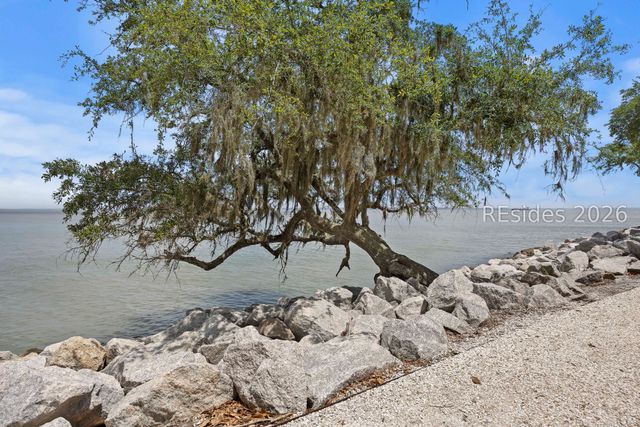 9 Water Thrush Pl, Hilton Head Island, SC 29926