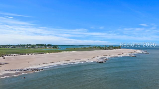 9 Water Thrush Pl, Hilton Head Island, SC 29926
