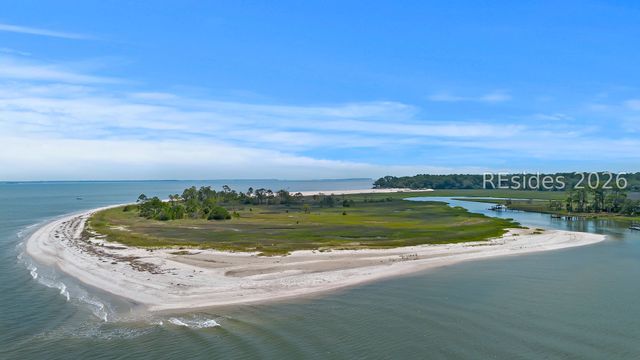 9 Water Thrush Pl, Hilton Head Island, SC 29926