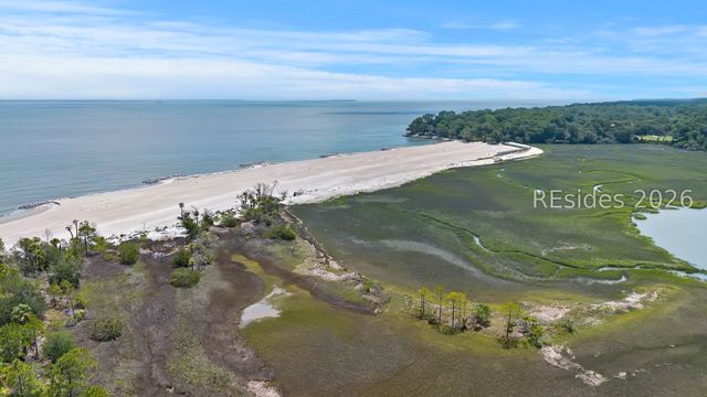 9 Water Thrush Pl, Hilton Head Island, SC 29926