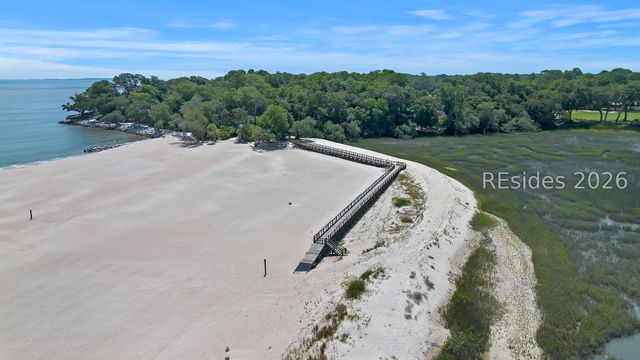 9 Water Thrush Pl, Hilton Head Island, SC 29926