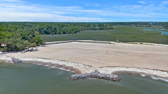 9 Water Thrush Pl, Hilton Head Island, SC 29926