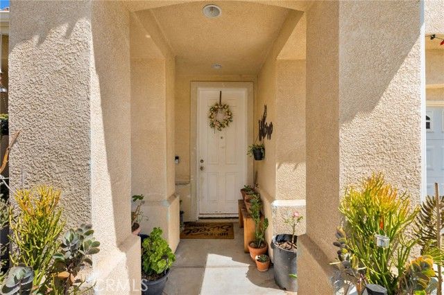 15668 Deep Canyon Lane, Victorville, CA 92394