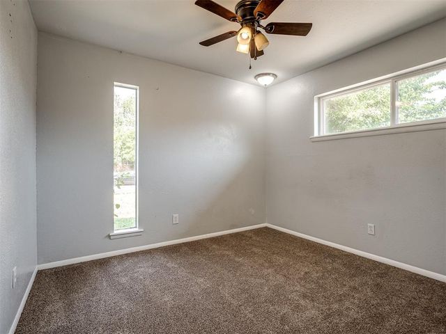 8900 S Hillcrest Drive, Oklahoma City, OK 73159