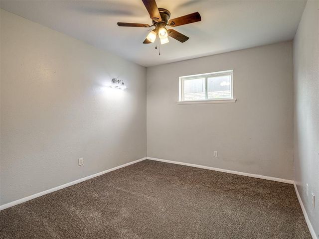 8900 S Hillcrest Drive, Oklahoma City, OK 73159