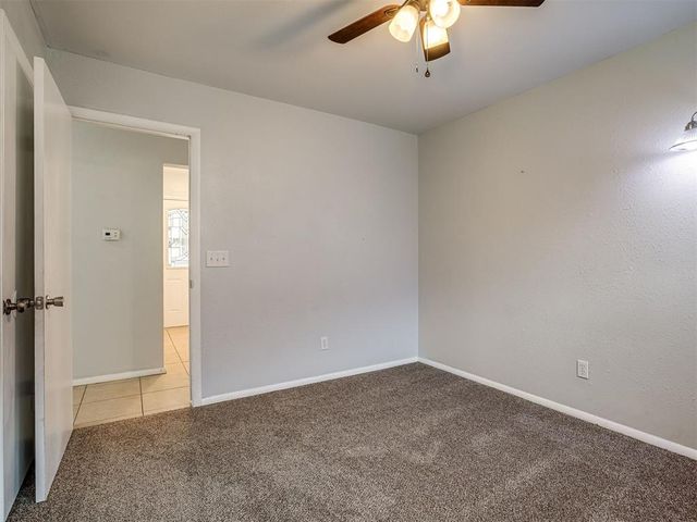 8900 S Hillcrest Drive, Oklahoma City, OK 73159