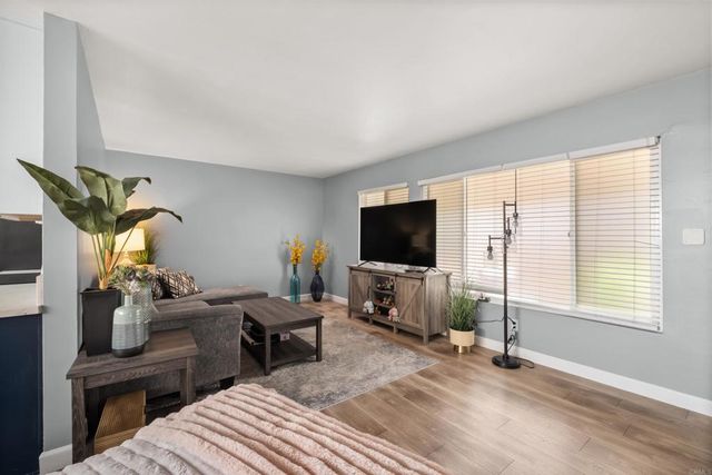 5510 Adelaide Avenue 3, San Diego, CA 92115