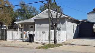 421 Sidney 1/2, Houston, TX 77003