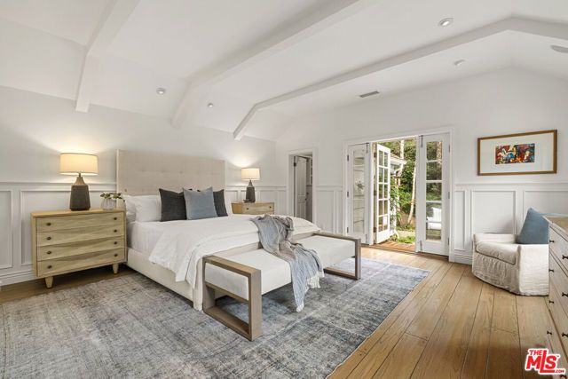 11948 S Saltair Terrace, Los Angeles, CA 90049