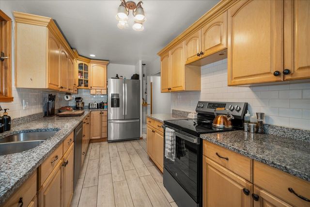 15908 N Azure Dr, Spokane, WA 99208