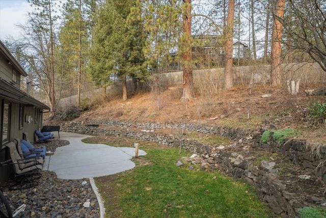 15908 N Azure Dr, Spokane, WA 99208