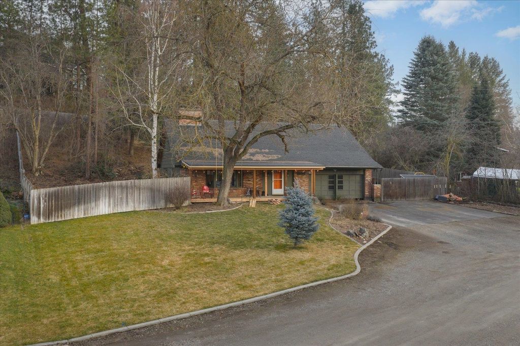 15908 N Azure Dr, Spokane, WA 99208 photo 2