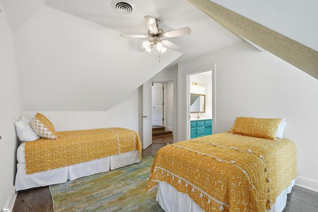 2190 Landrum Mill Road, Campobello, SC 29322