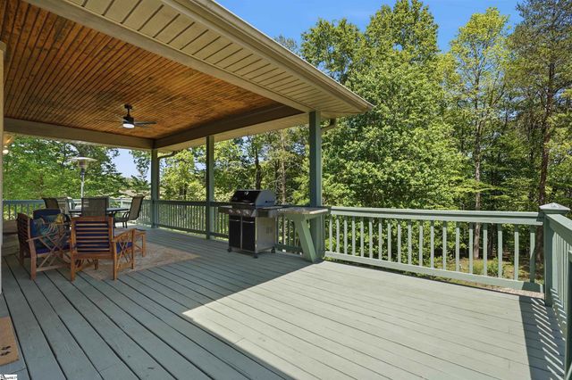2190 Landrum Mill Road, Campobello, SC 29322
