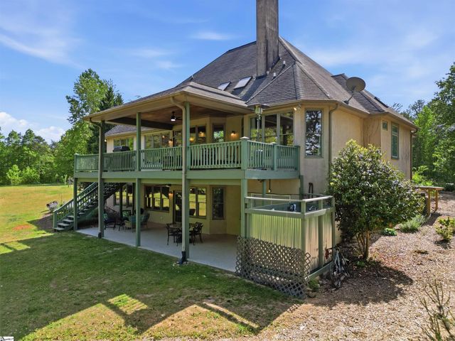 2190 Landrum Mill Road, Campobello, SC 29322