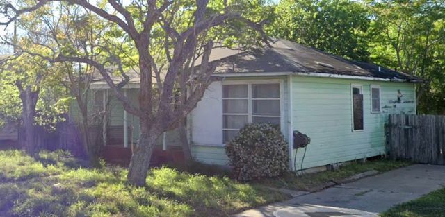 842 Rosedale Dr, Corpus Christi, TX 78411
