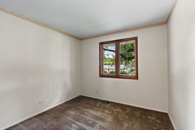 1804 Syracuse Lane, Schaumburg, IL 60193
