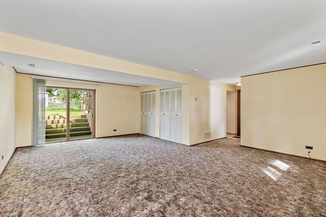 1804 Syracuse Lane, Schaumburg, IL 60193